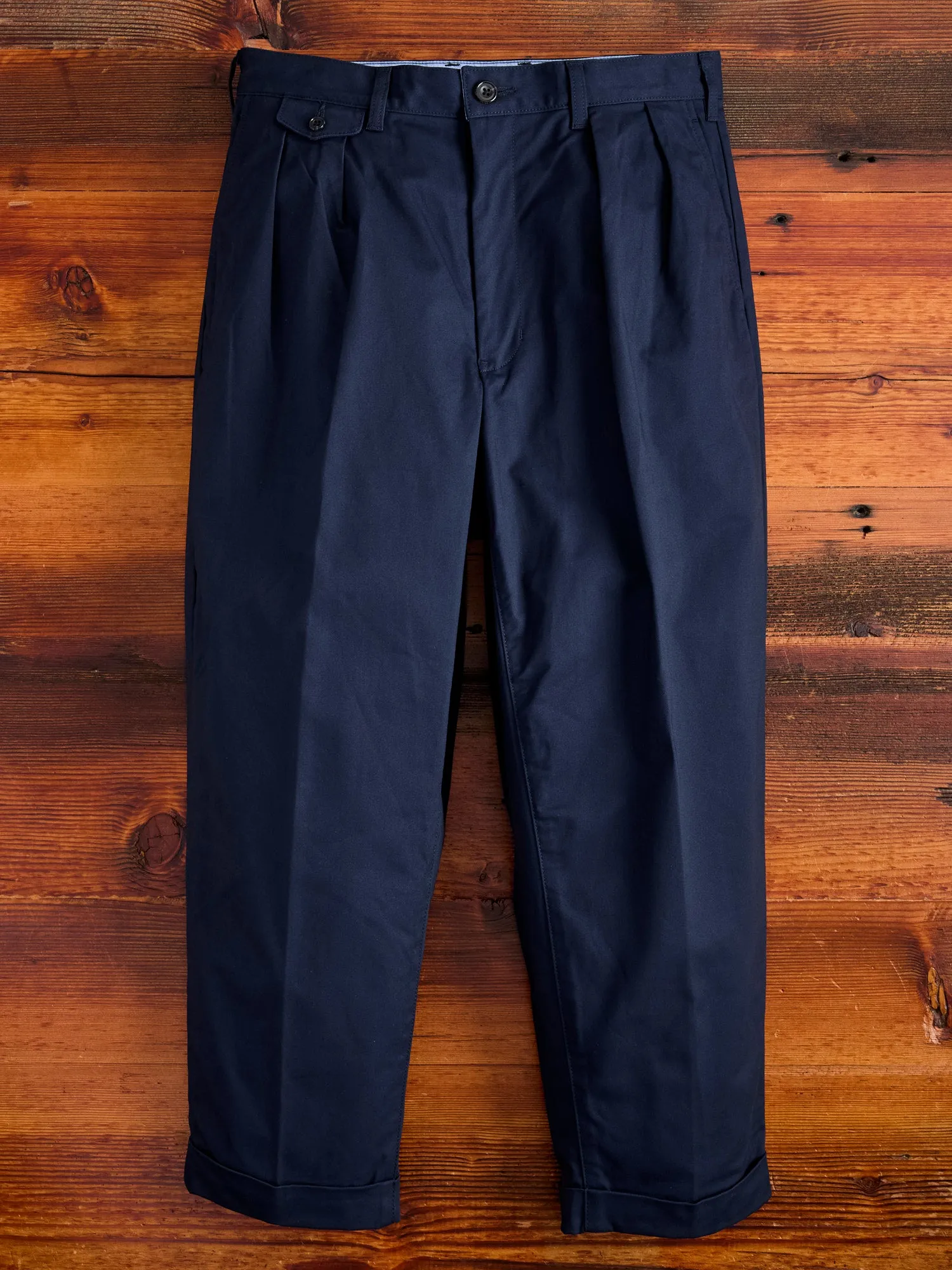 2-Pleat Twill Trousers in Navy