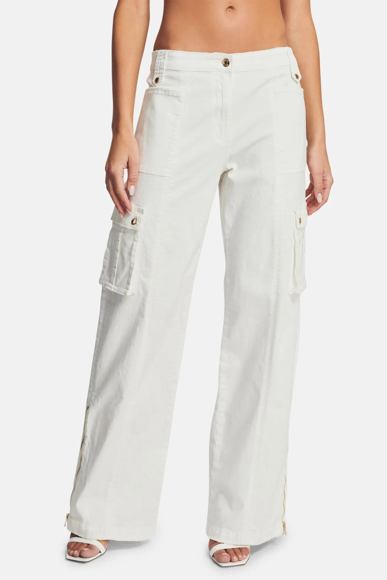 Annika Pant White