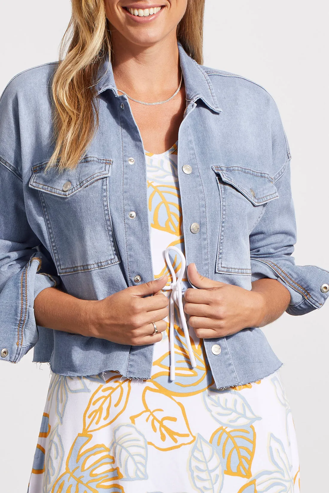 CROPPED DENIM SHACKET WITH POCKETS