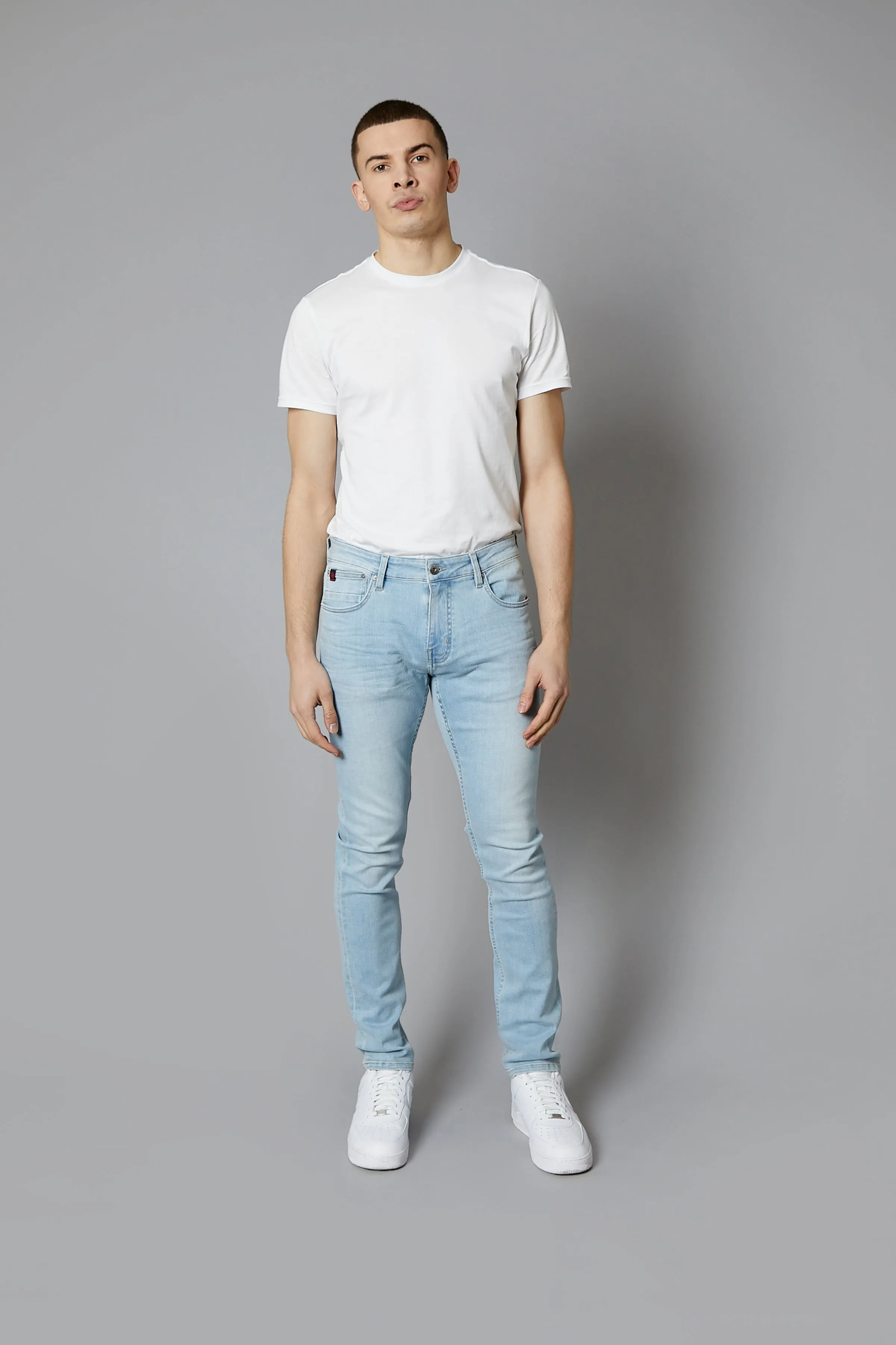 Dakota Slim Fit Jeans In Sky Blue