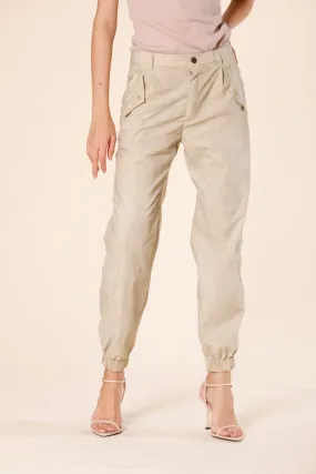 Evita pantalone cargo donna in tela paracadute di cotone e tencel icon washes curvy