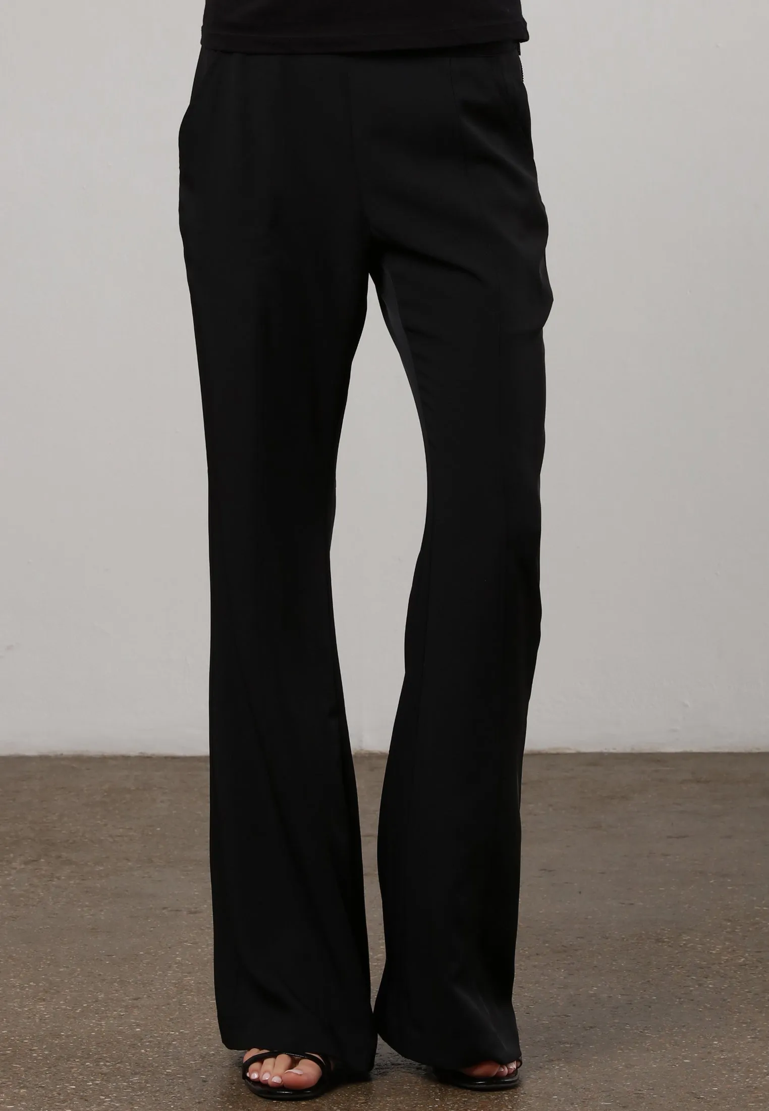 FLUX FLARE TROUSER BLACK