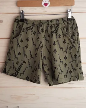 Khaki green shorts (9-10 years )