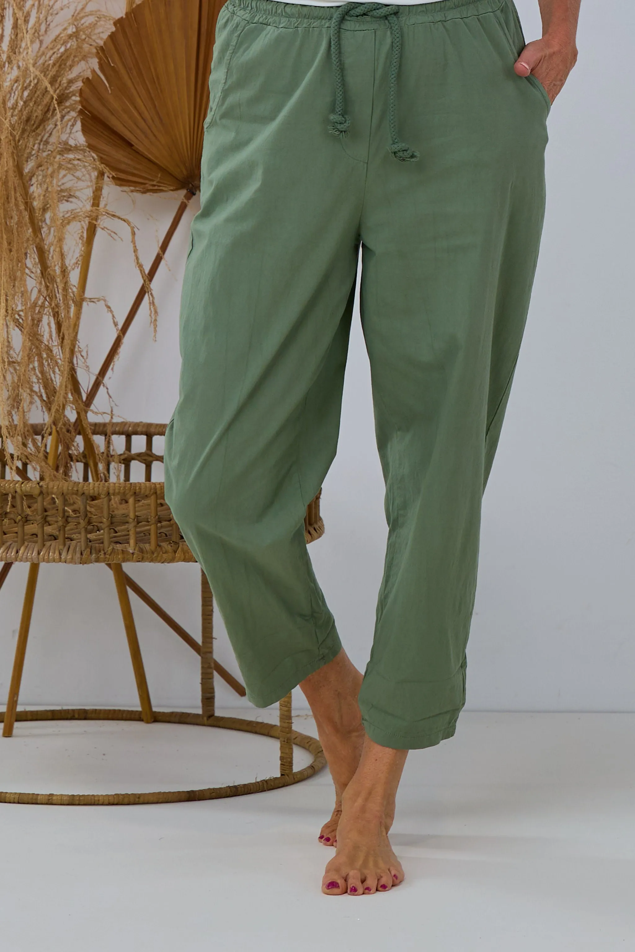 Leichte Baumwollhose mit Kordelzug, khaki