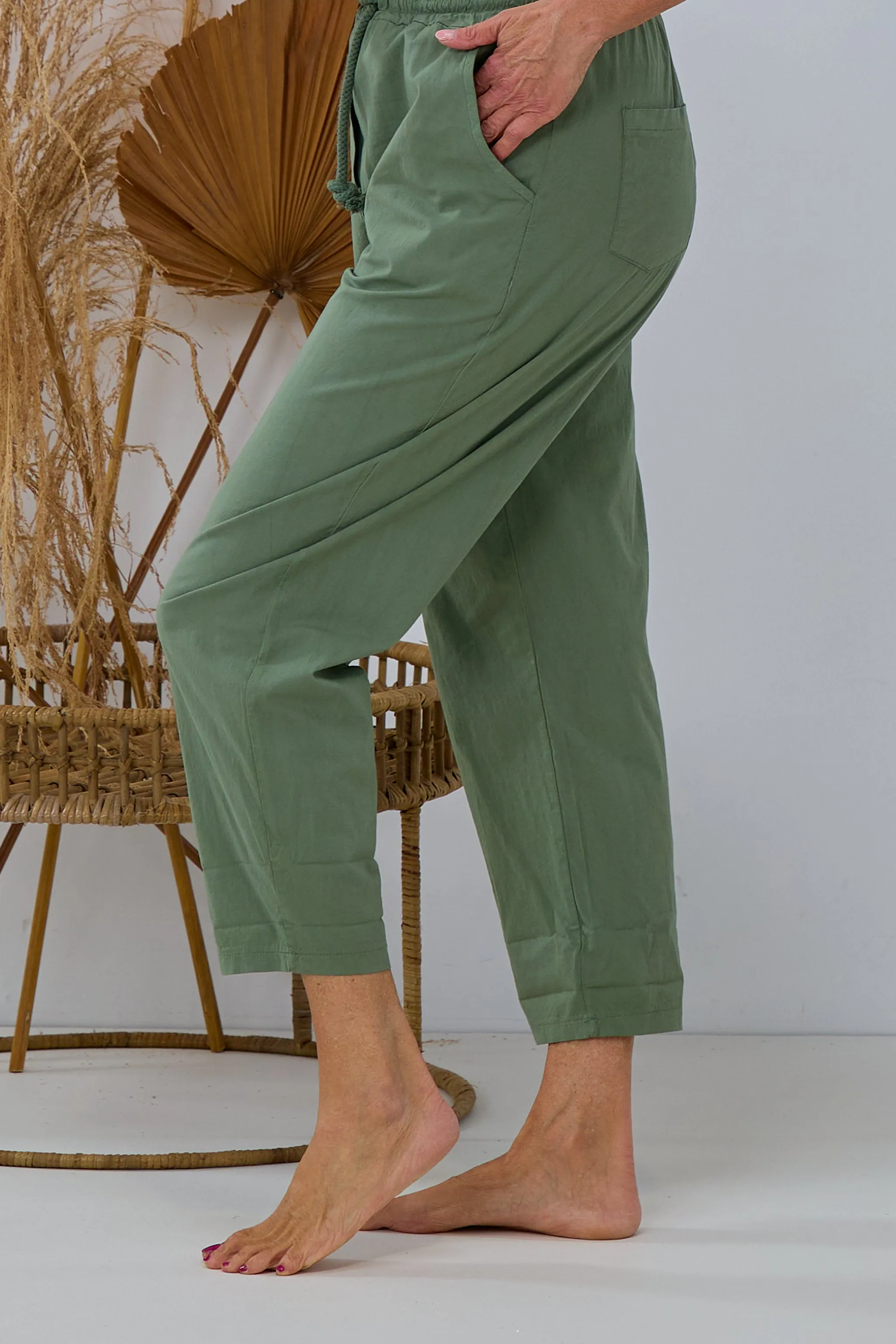 Leichte Baumwollhose mit Kordelzug, khaki