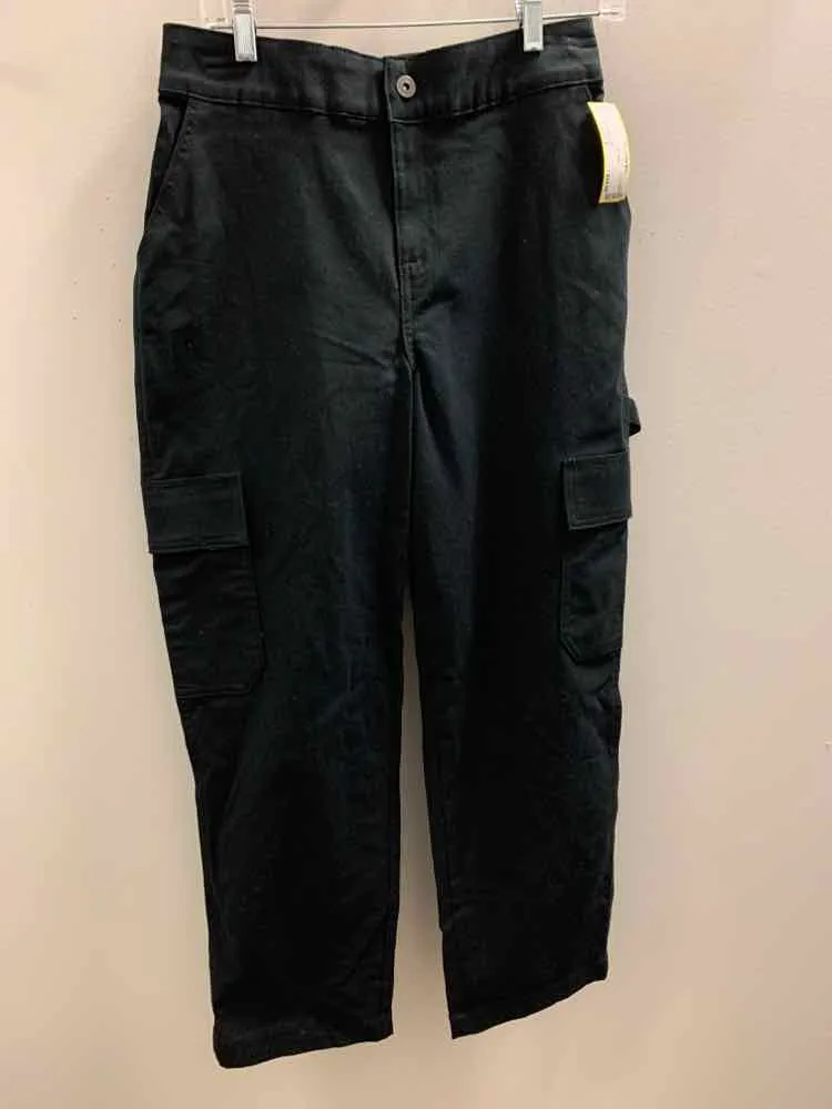 NWT Size 4 STYLE & CO BOTTOMS Black Pants